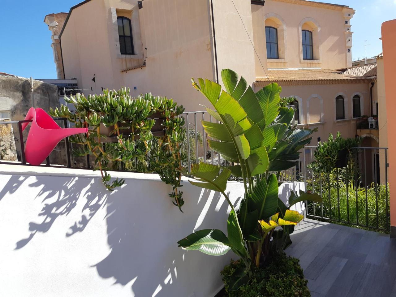 شقة Galena Charme Luxury Terrace سيراكوزا المظهر الخارجي الصورة